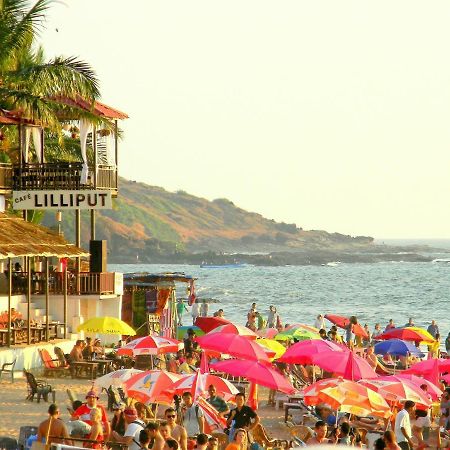 4BHK SPARKLING APARTMENT NEAR BEACH POOL&BAR 2bhkX2 Vagator Exterior foto
