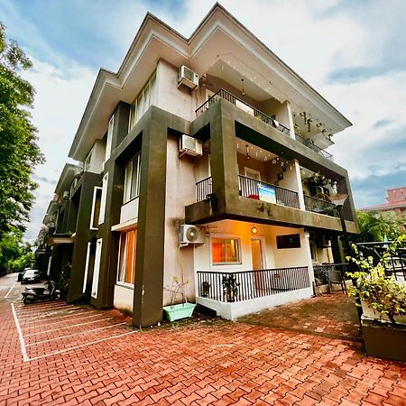 4BHK SPARKLING APARTMENT NEAR BEACH POOL&BAR 2bhkX2 Vagator Exterior foto