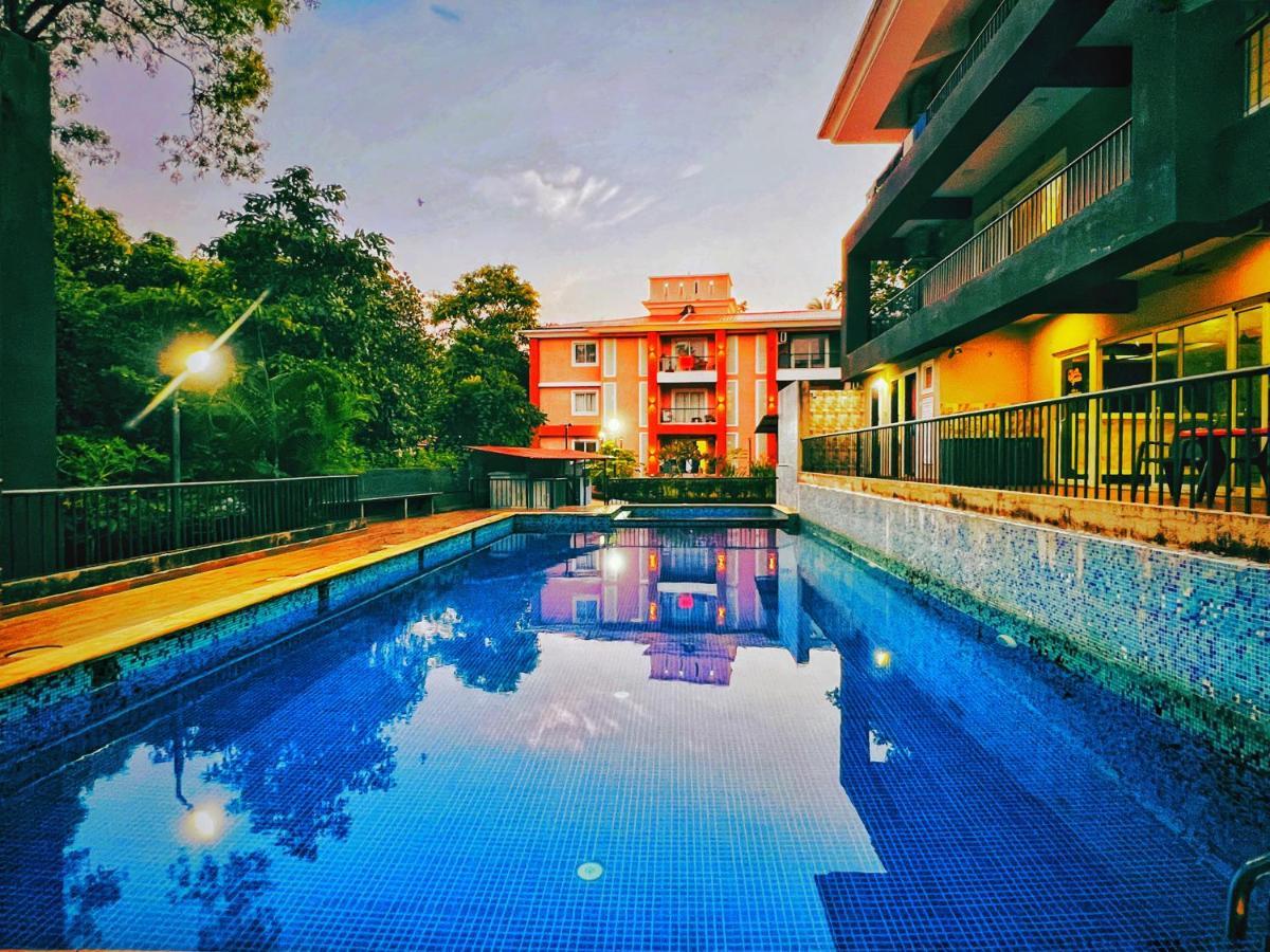 4BHK SPARKLING APARTMENT NEAR BEACH POOL&BAR 2bhkX2 Vagator Exterior foto