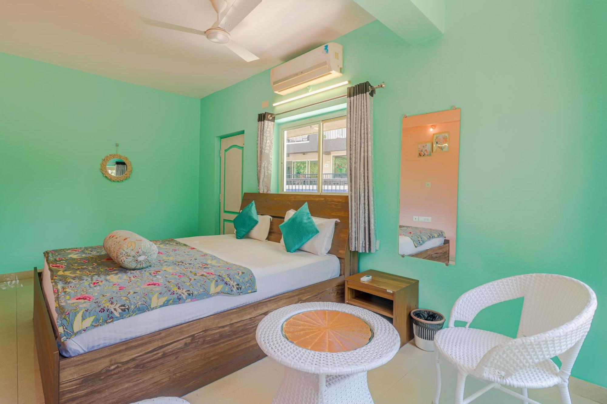 4BHK SPARKLING APARTMENT NEAR BEACH POOL&BAR 2bhkX2 Vagator Zimmer foto